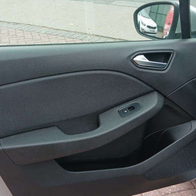 Renault Clio Hat 1.0 Tce 100 Iconic