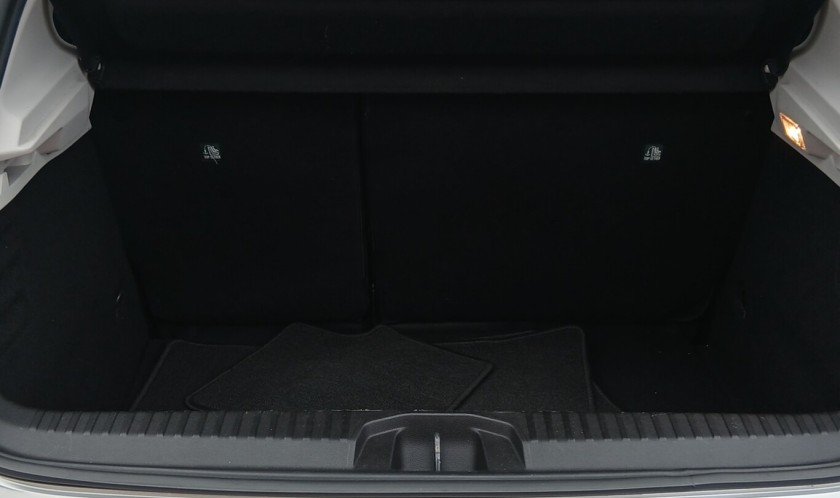 Renault Clio Hat 1.0 Tce 100 Iconic