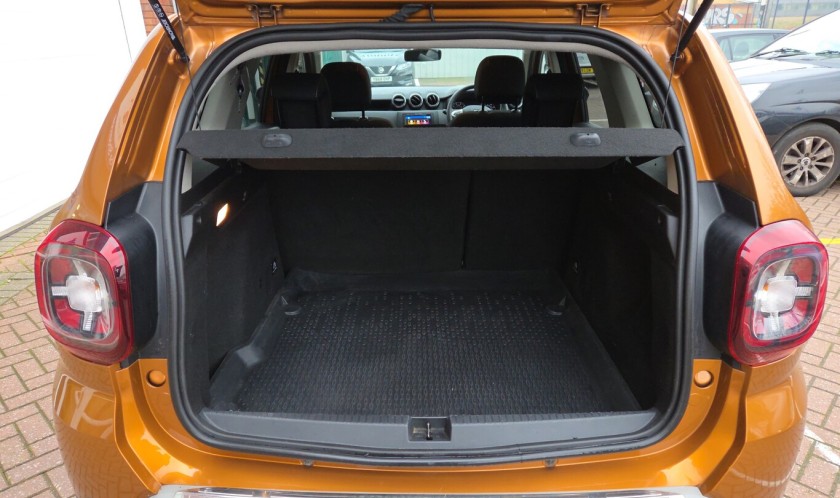 Dacia DUSTER 1.5 Blue Dci 115 Comfort 4x2