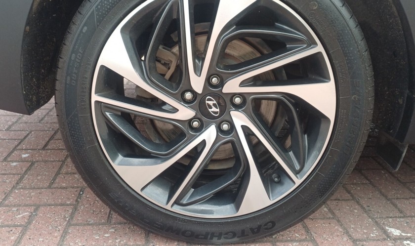 Hyundai Tucson Premium Se T-Gdi 2