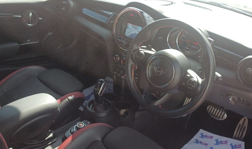 Mini John Cooper Works Auto